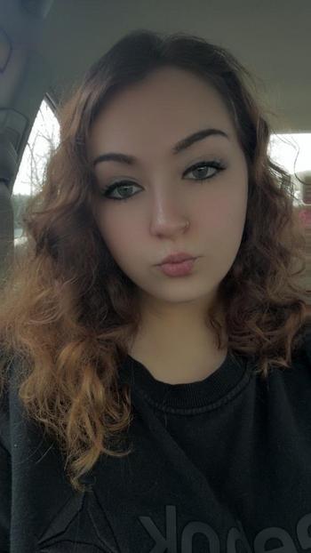 JANNA, 27  female escort, Bloomington