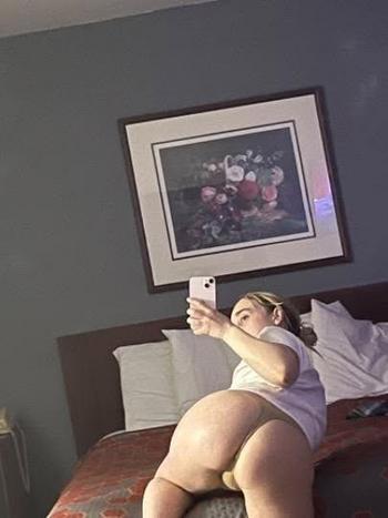 209-938-8781, 25  female escort, Bloomington