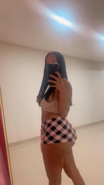 Polly, 29  female escort, Bloomington